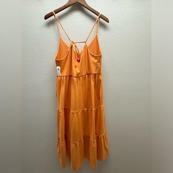 New Old Navy Tie-Back Midi Dress - Picture 3 of 9